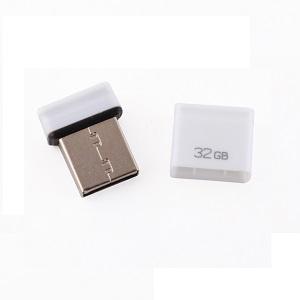 32GB QUMO NanoDrive white