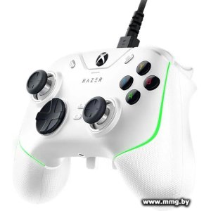 GamePad Razer Wolverine V2 Chroma (белый)